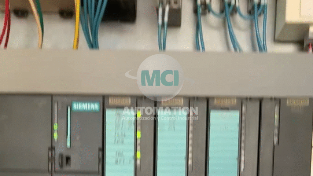 Before touching a circuit board, measure the voltage: the mistake that is repeated too often 1 image 27