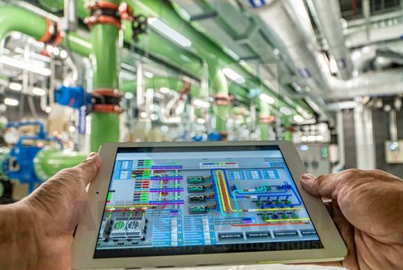 Mentoría personalizada en automatización industrial con PLC Siemens y HMI para desarrollo profesional