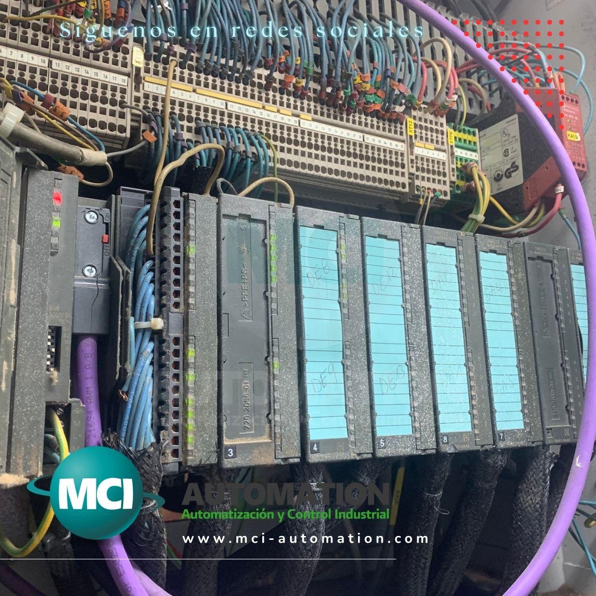 Descubre por qué mantener respaldos actualizados de PLC ayuda a reducir tiempos de recuperación, evitar pérdida de configuraciones y mejorar continuidad operativa en procesos industriales.