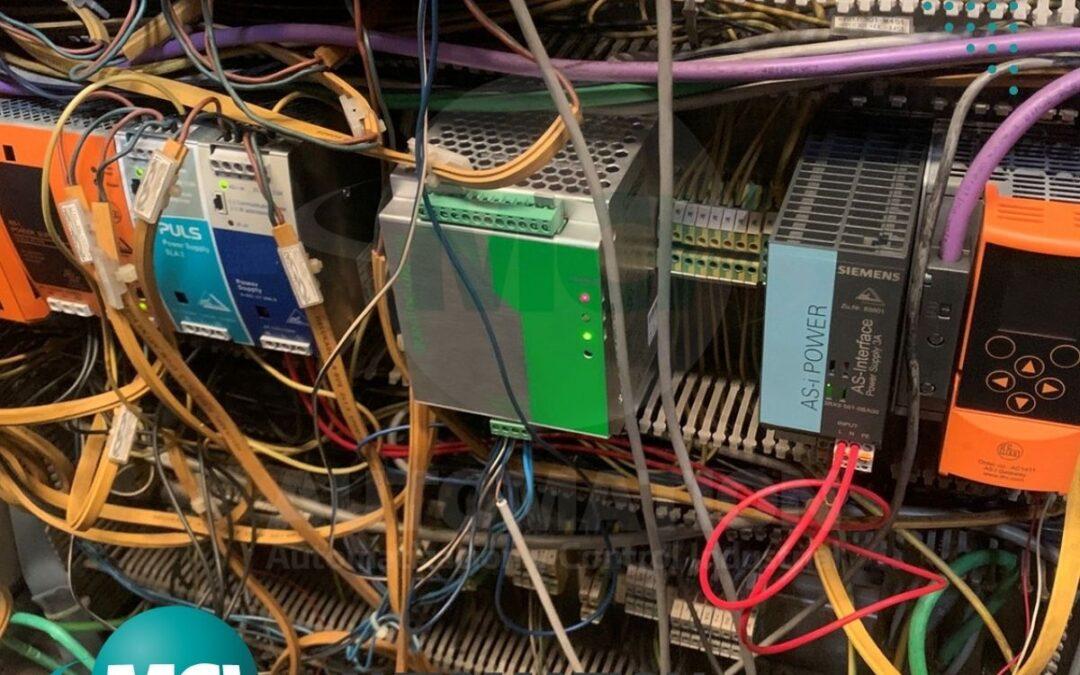 Conoce cómo el estado interno de un tablero eléctrico impacta directamente en tiempos de diagnóstico, mantenimiento y continuidad operativa en sistemas industriales.