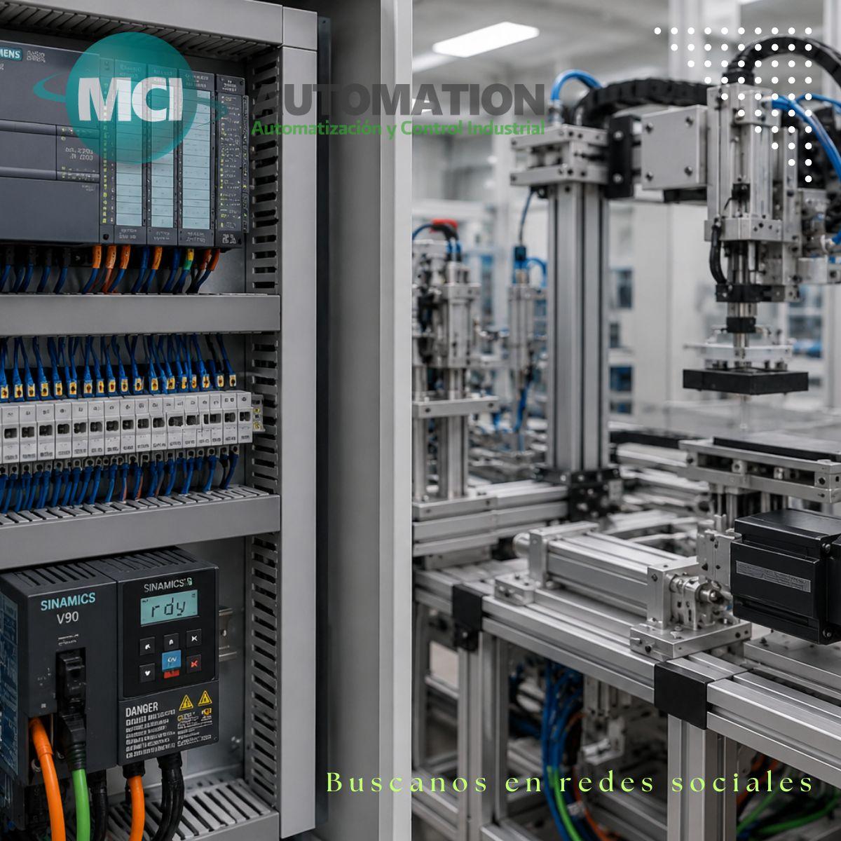 Integración conceptual de PLC, servomotores y neumática en solución de automatización industrial
